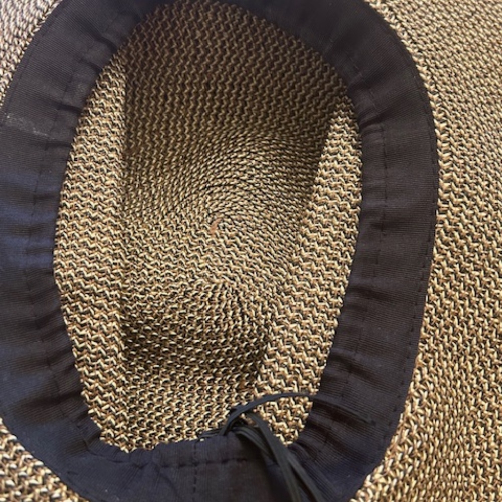 Hat - Picture 5 of 7